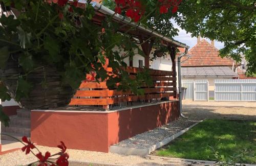 Mezokovesd Apartamento | Mormota Vendégház