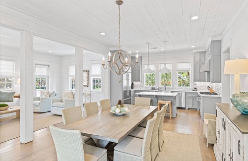 Forest District Casa | Morning Star — Coastal luxury w/plunge pool, golf cart, & carriage house