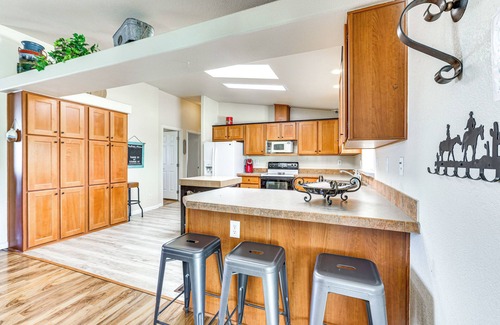 Morristown Casa | Morristown Home w/ Private Pool & Covered Patio!
