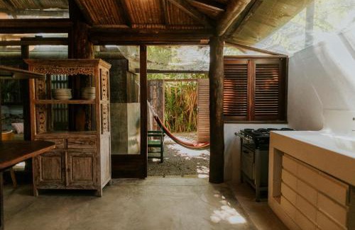 Itacoatiara Casa | Morro da Luz - Ypê Loft