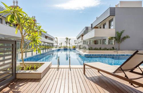 Morro das Pedras Apartamento | Morro Pedras: Jacuzzi Privado y Piscina Tipo Reso