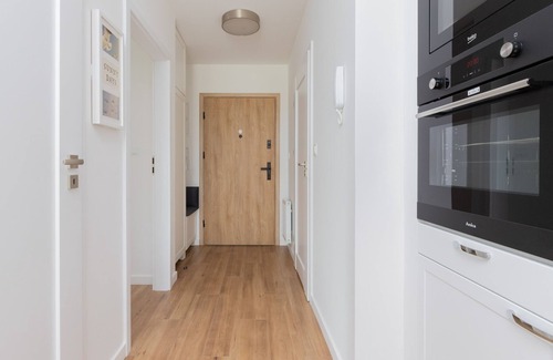 Puck Apartamento | Morska Bryza 28 | Stylish Apartment | Desk | Parking