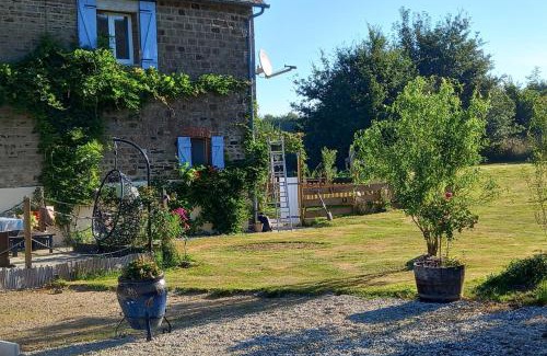 Mortain-Bocage Casa | Mortain-Bocage - 2-Bed Wisteria Cottage - Sleeps 4