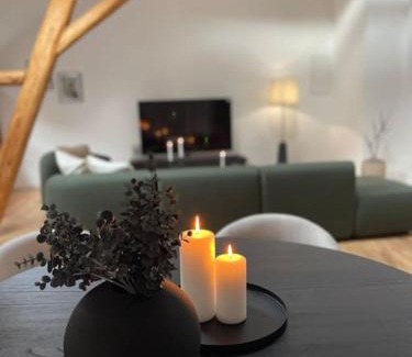 Uerzig Apartamento | Mosel-Charm - Urige Dachgeschosswohnung - 3 Schlafzimmer für 6 Personen - Liebevoll renoviert & gemütlich