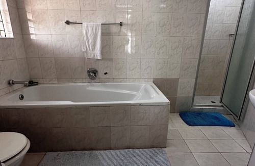 Rustenburg Cama Y Desayuno | Mosele wa Pula Guesthouse