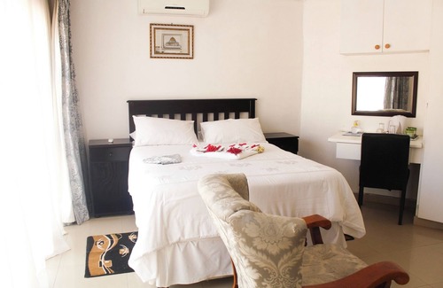 Rustenburg Cama Y Desayuno | Mosele wa Pula Guesthouse