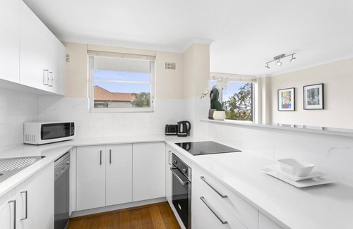 Mosman Apartamento | Mosman - MUS21 - Musgrave Street - 2BR Apartment with Harbour Views Parking Near South Mosman Ferry