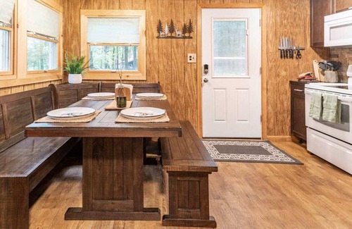 Greentown Cabina | Moss Hollow Cabin in Poconos