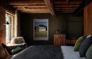 Battery Point Hotel | Moss Hotel