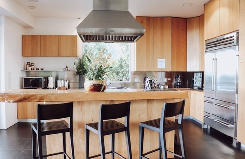 Nuuanu - Punchbowl Casa | Contemporary Estate in the heart of Honolulu Luxury Living