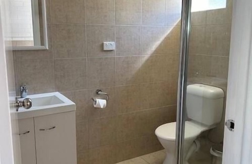 Thornton Apartamento | MOTEL 4 - Sleeps 4 - Queen bed, bunk set
