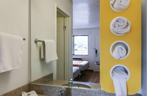 Buellton Hotel | Motel 6 Buellton, CA - Solvang Area