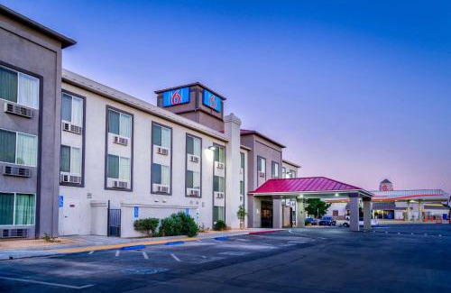 Hesperia Hotel | Motel 6-Hesperia, CA - West Main Street I-15