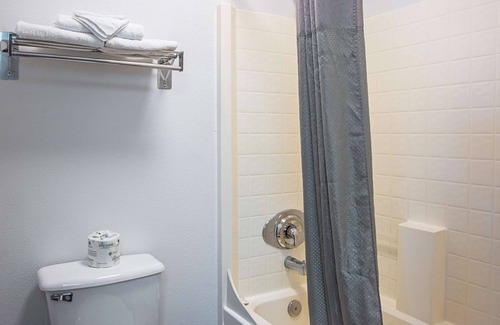 Newport Hotel | Motel 6 Newport, OR