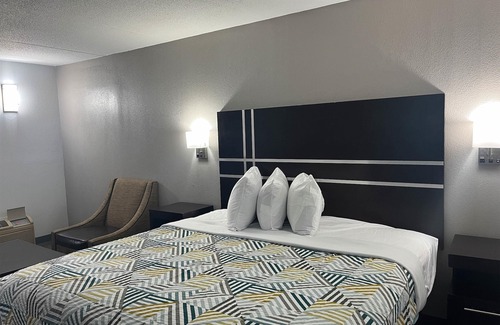 Spindale Hotel | Town and Country Inn Suites Spindale