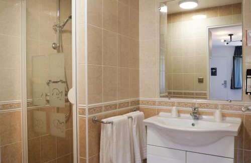 Viviers-du-Lac Hotel | Motel 991