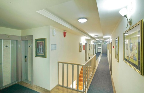 Mladenovac Hotel | Motel Knez
