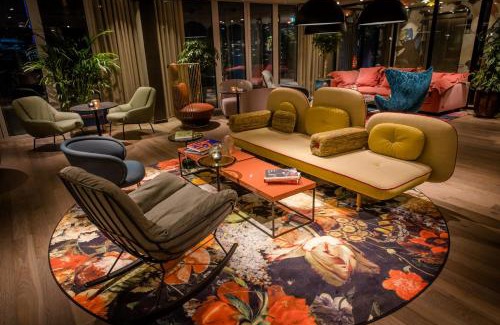 Stadsdriehoek Hotel | Motel One Rotterdam