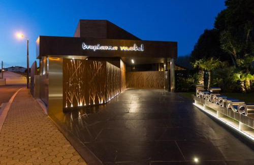 Vila Nova de Gaia Hotel | Motel Tropicana