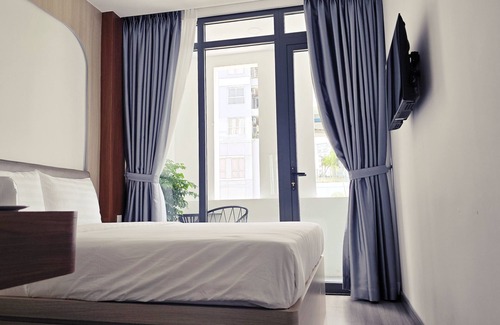 District 4 Hotel | Mother's Home