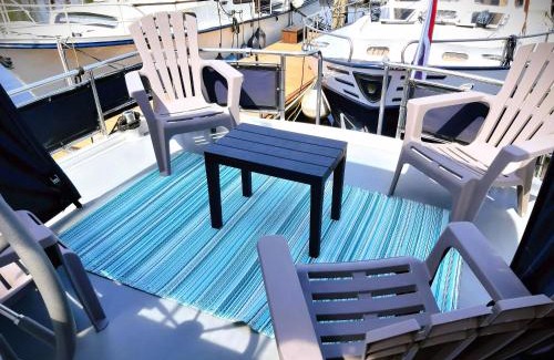 Amsterdam South Alquiler De Eote | Motor Yacht Amazone