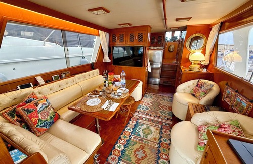 Mockarta Alquiler De Eote | Motor Yacht Luise boat&breakfast - marina on the beach of San Vito lo Capo