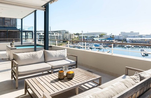 Victoria and Alfred Waterfront Apartamento | Mouille Penthouse - Tres Habitaciones Piso, Capacidad 6