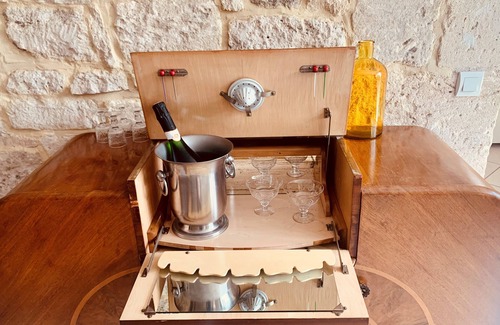 Cherves-Richemont Casa | Moulin de Chazotte - historic watermill for up to 20 people with private pool