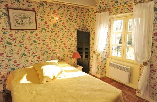 Saint-Eutrope-de-Born Cama Y Desayuno | Moulin de Labique
