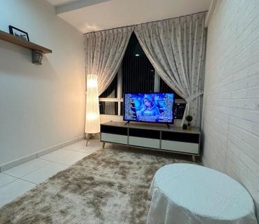 Taman Mount Austin Apartamento | Mount Austin Akademik 2 parking spaces 3 double beds