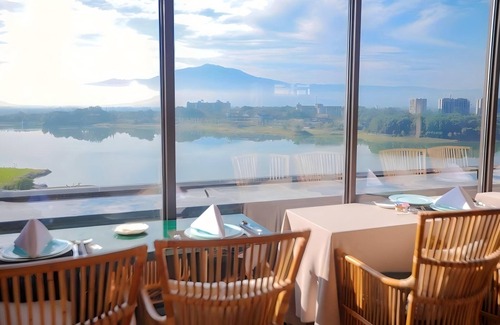 Emeishan Apartamento | Mount Emei Zhizhu Resort Hotel