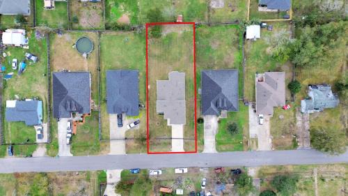 Southeast Houston Casa | Mount Melanin Spacious 4BD Home Sleeps 17 - Near NRG Stadium