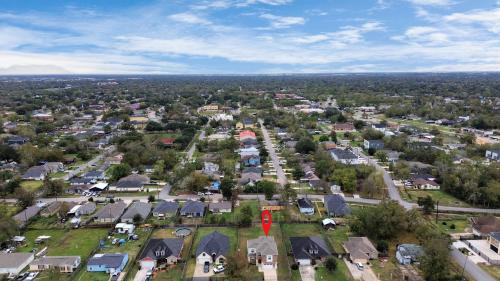 Southeast Houston Casa | Mount Melanin Spacious 4BD Home Sleeps 17 - Near NRG Stadium