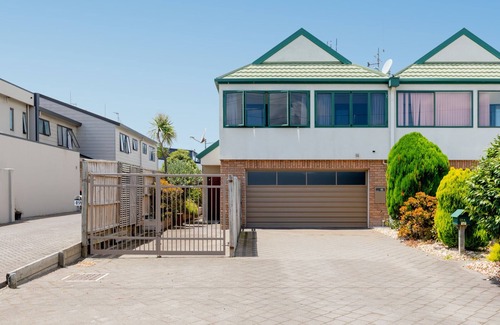 Mount Maunganui Cabaña | Monte Sunset - Mt Maunganui Townhouse