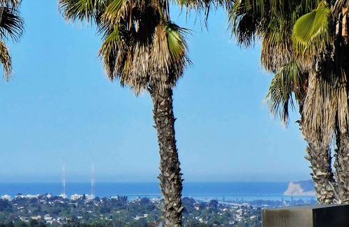 San Carlos Casa | Vista a las montañas y al mar 4 dormitorios / 3. 5 BA San Diego Estate