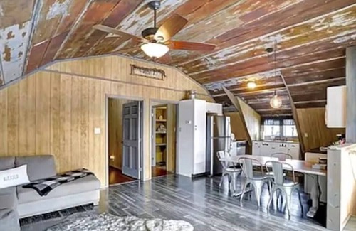 Wardensville Apartamento | Secluded, Hot Tub, Gameroom, Fire Pit, Mountain View