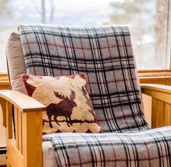 Campton Chalet De Esquí | Mountain cabin with views, privacy, and more.