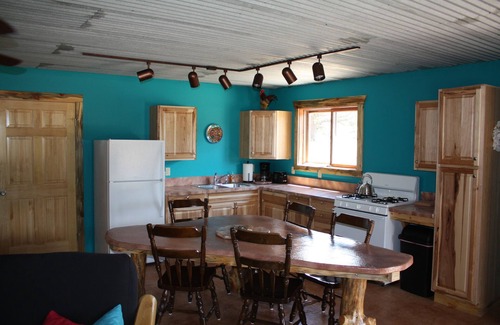 Westcliffe Cabina | ¡Acogedor refugio en cabaña en las hermosas montañas húmedas cerca de Westcliffe, CO!