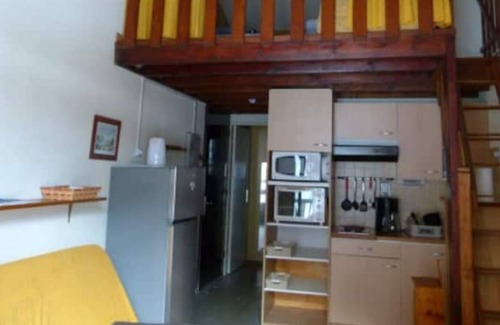 Montferrier Apartamento | Apartment