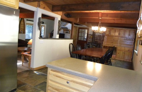 Mount Shasta Chalet De Esquí | Chalet de montaña en 6 acres en el monte. Shasta