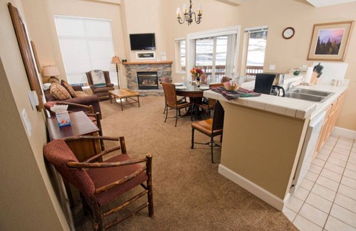 Kirkwood Condominio | Mountain Club | Premium 1BR Condo | Fireplace
