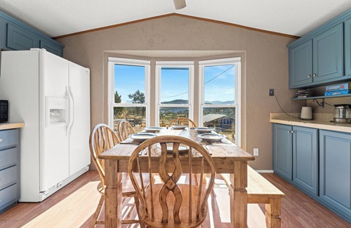 Canon City Otro | Mountain Farm Stay, Alpacas & Views, Royal Gorge 15min