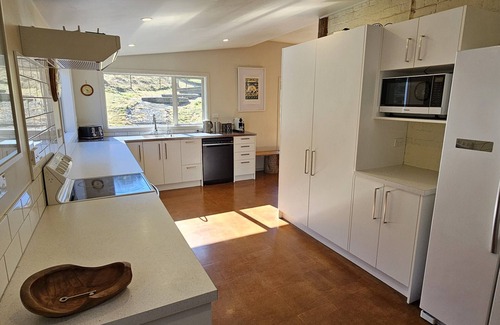 Hurunui District Otro | Mountain farmhouse with adventures at your door on historic Island Hills Station