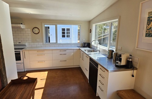 Hurunui District Otro | Mountain farmhouse with adventures at your door on historic Island Hills Station