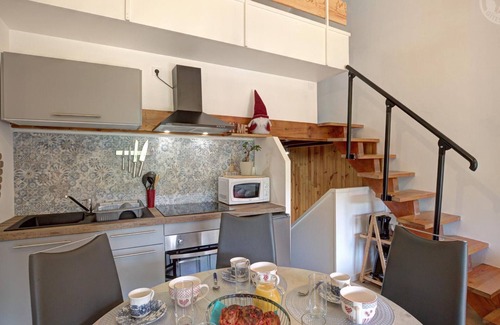 Chalmazel-Jeansagniere Apartamento | Tríplex Alpino con Sauna y Balcón, Vista a Pistas