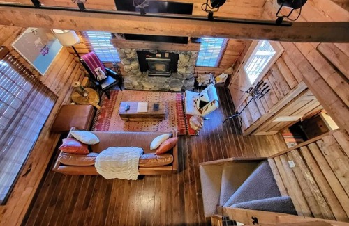 Pine Mountain Club Chalet De Esquí | Mountain Getaway Log Cabin
