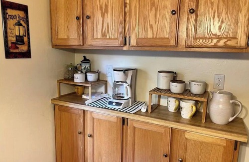 Alta Sierra Cabina | Mountain Getaway Close to Trails, Lake, River Adventures and snow play.