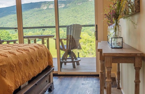 Wildwood Casa | Mountain Getaway | 2 Luxury Cabins