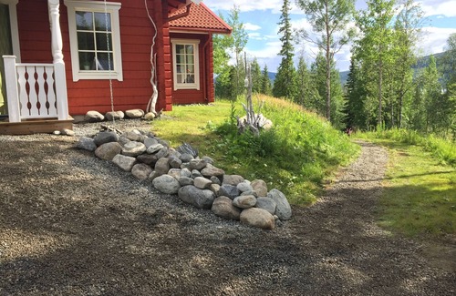Undersaker Cabina | Mountain Getaway for Eight in Ottsjö, with lake views