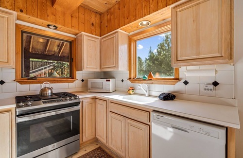 Bear Valley Cabina | Mountain Getaway w/ Granny Unit, Dogs Ok #47 by Bear Valley Vacation Rentals